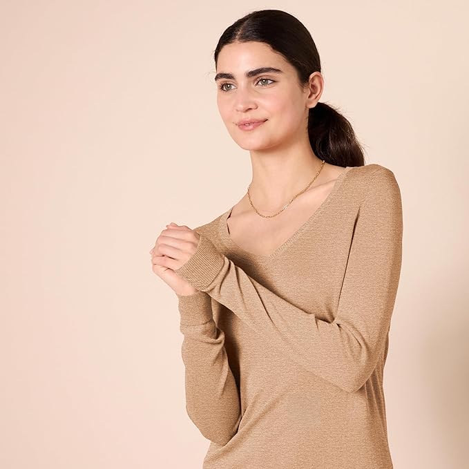 Women's Classic-Fit Lightweight Long-Sleeve V-Neck